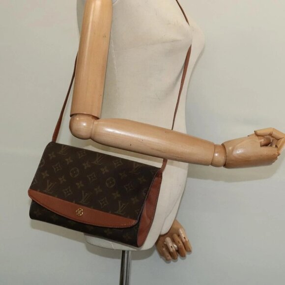 LOUIS VUITTON Monogram Bordeaux 24 Shoulder Bag - Picture 1 of 16